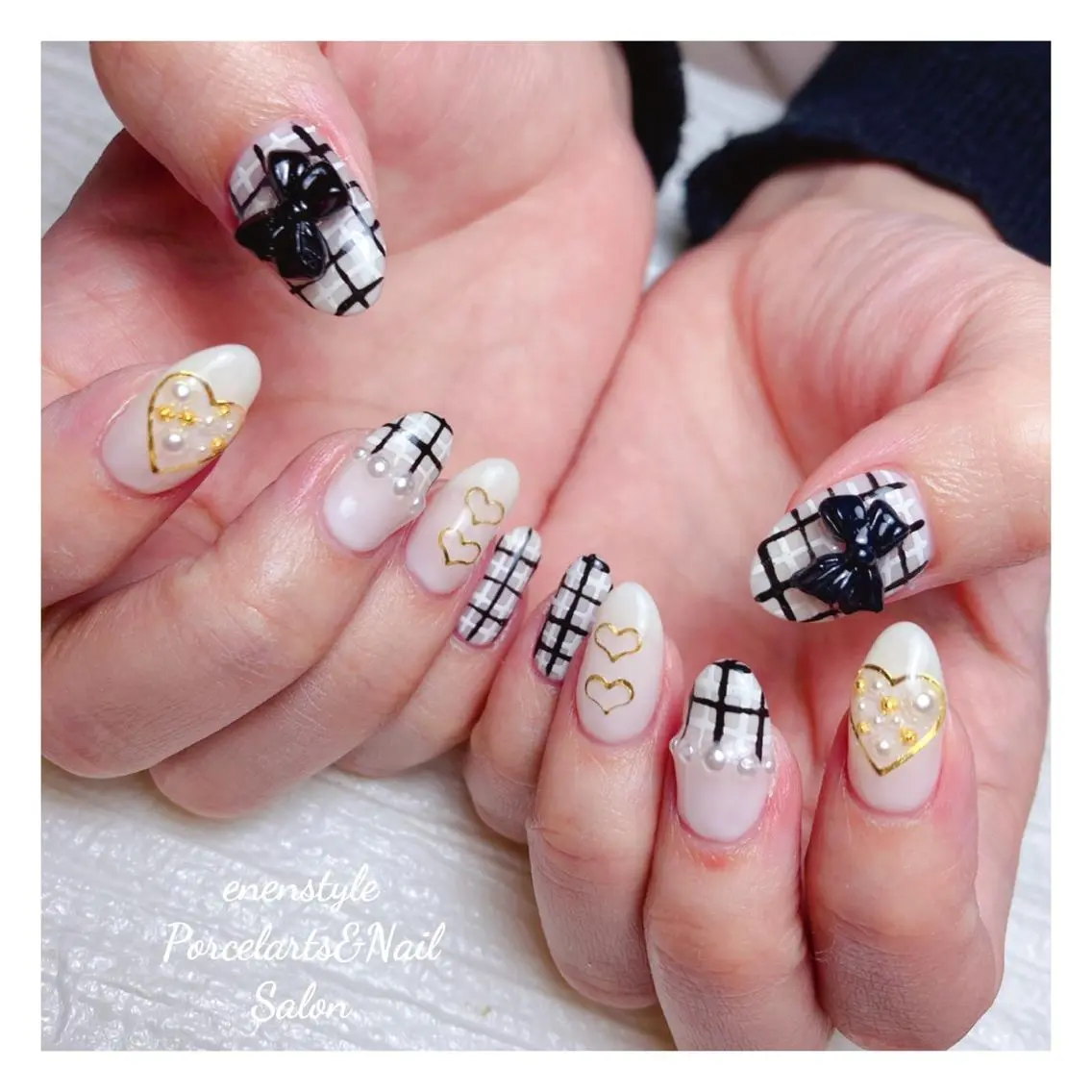 ミディアム ネイル 🐾enen style 🐾のネイルデザイン