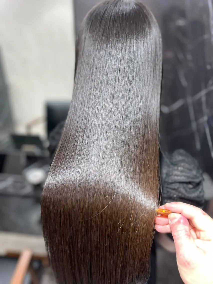 ロング ulu+sia/ 神戸本格派髪質改善のヘアスタイル