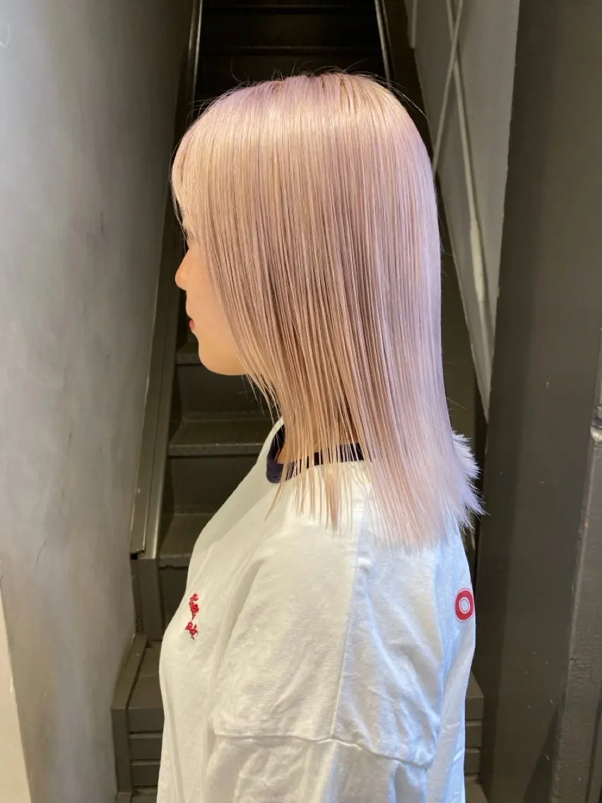 セミロング カラー ハイトーンカラー ヘアカラー HIBIKI / 透明感カラーのヘアスタイル