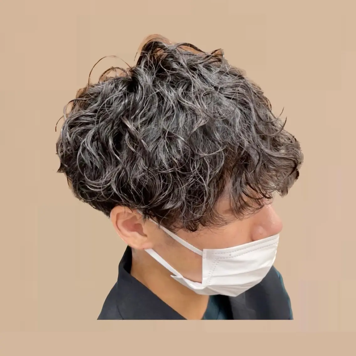 パーマ メンズ マッシュ 波巻きパーマ 筋野 稔貴のヘアスタイル