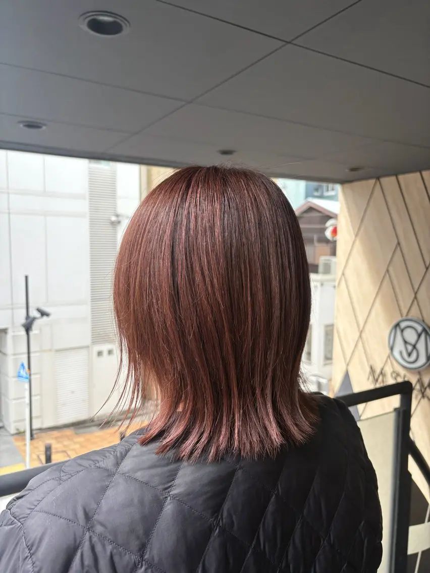 ミディアム カラー ブラウンカラー ピンクカラー ピンクブラウン 外ハネヘア カット ヘアカラー トリートメント あべちゃん |髪のお悩み相談室のヘアスタイル
