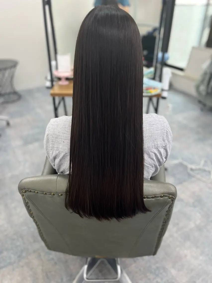 ロング カット 縮毛矯正 トリートメント 一瀬 理絵のヘアスタイル