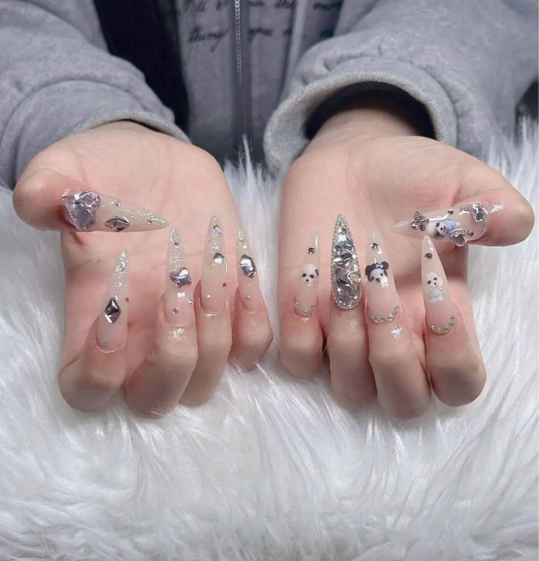 ネイル フレンチネイル ジェルネイル ガラスフレンチ ハロウィン ハート ハンドネイル H.baby Nail Salonのネイルデザイン