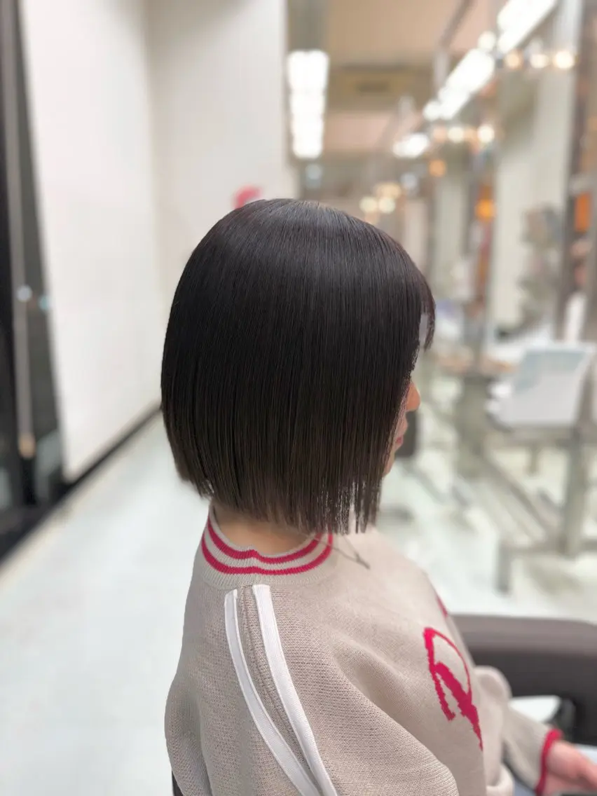 ショート カット ヘアカラー 新井優馬|縮毛矯正/ 地毛風ストレートのヘアスタイル