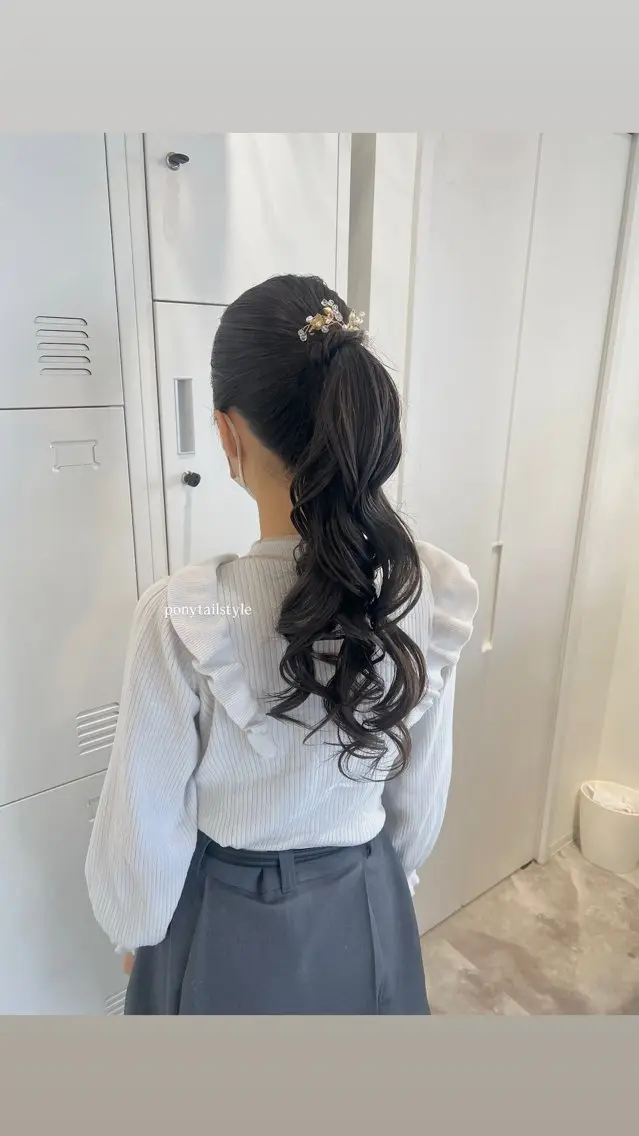 ロング ヘアアレンジ ヘアセット 黒阪 なみのヘアスタイル