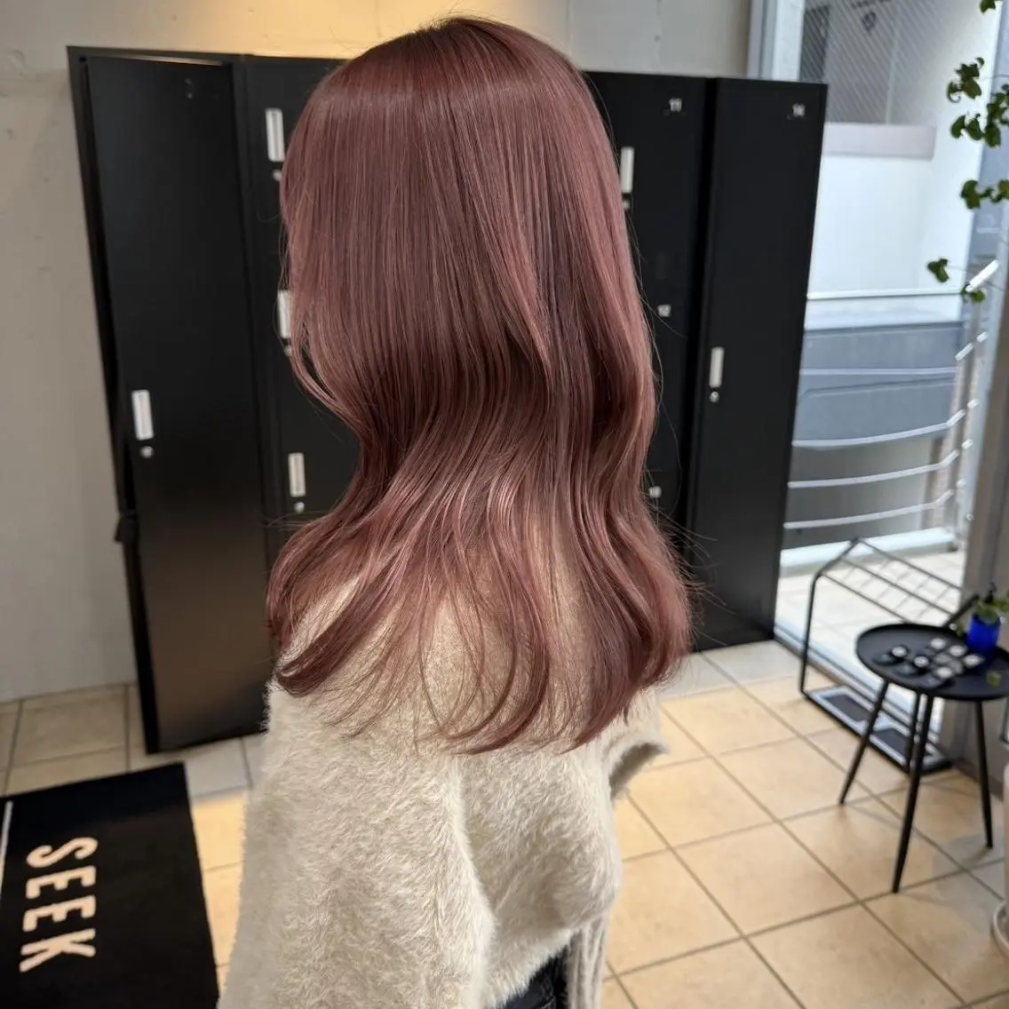カラー ミディアム ベージュカラー ブリーチ ケアブリーチ ハイトーンカラー ピンクカラー ヘアカラー トリートメント ♡韓国ヘア♡ ブリーチ✨ハイトーンのヘアスタイル