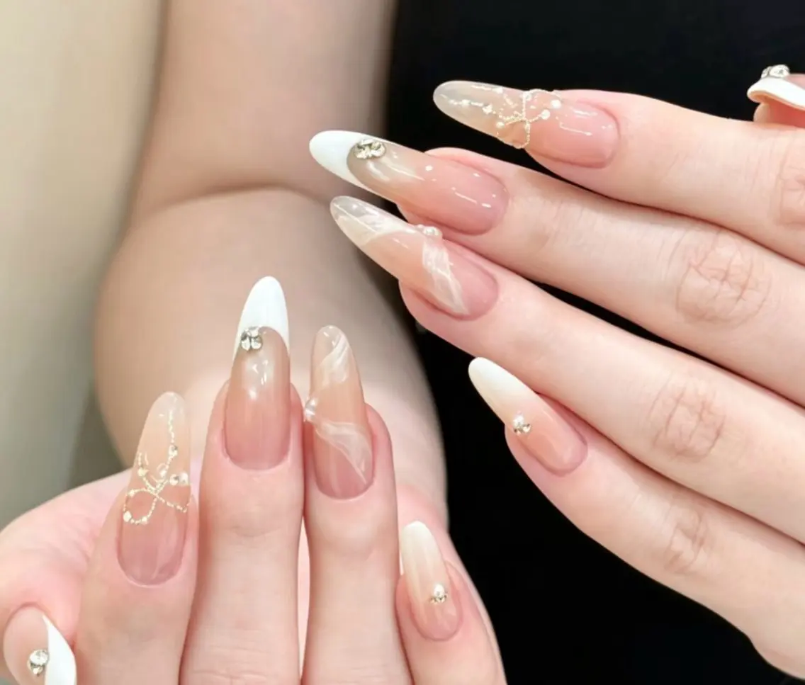 ネイル ハンドネイル Pure&Rich Nailのネイルデザイン