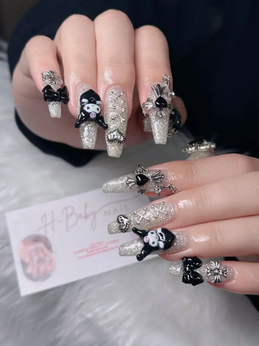 ネイル フレンチネイル ジェルネイル ハロウィン キラキラネイル 韓国ネイル H.baby Nail Salonのネイルデザイン