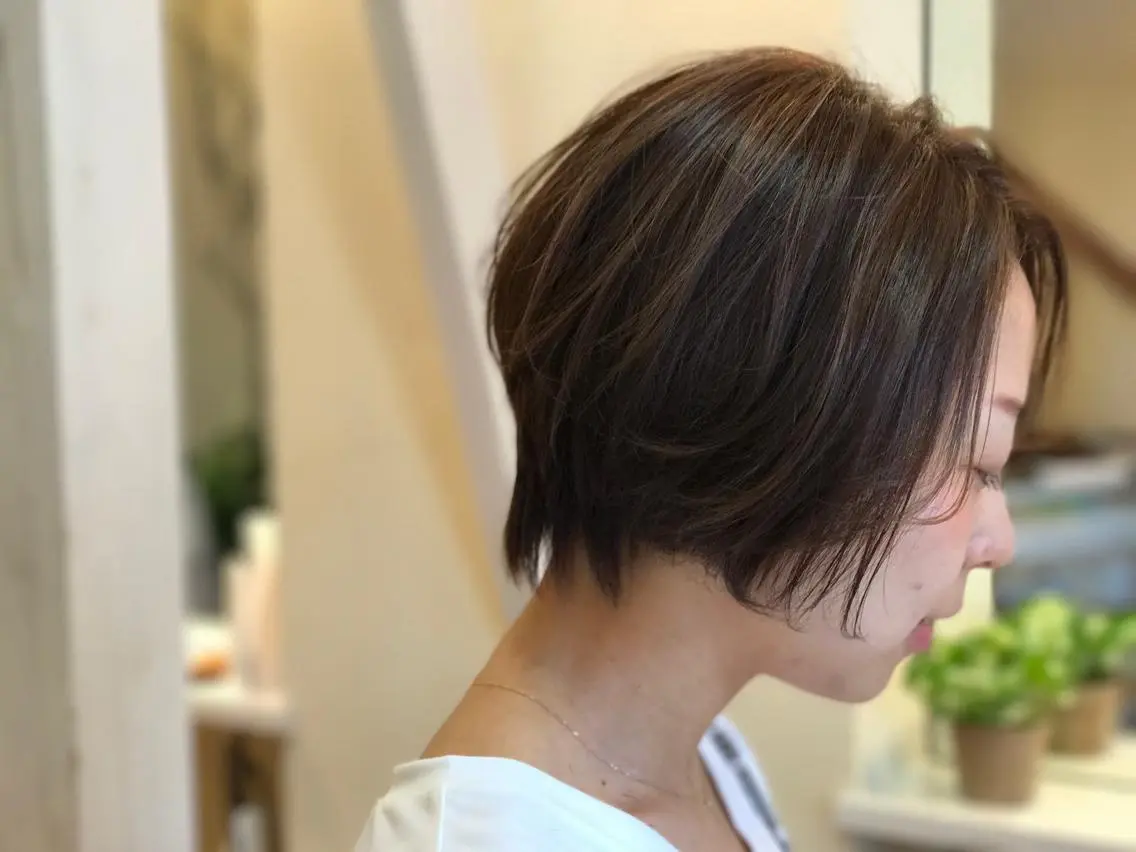 ショート ハイライト Lond enikaのヘアスタイル