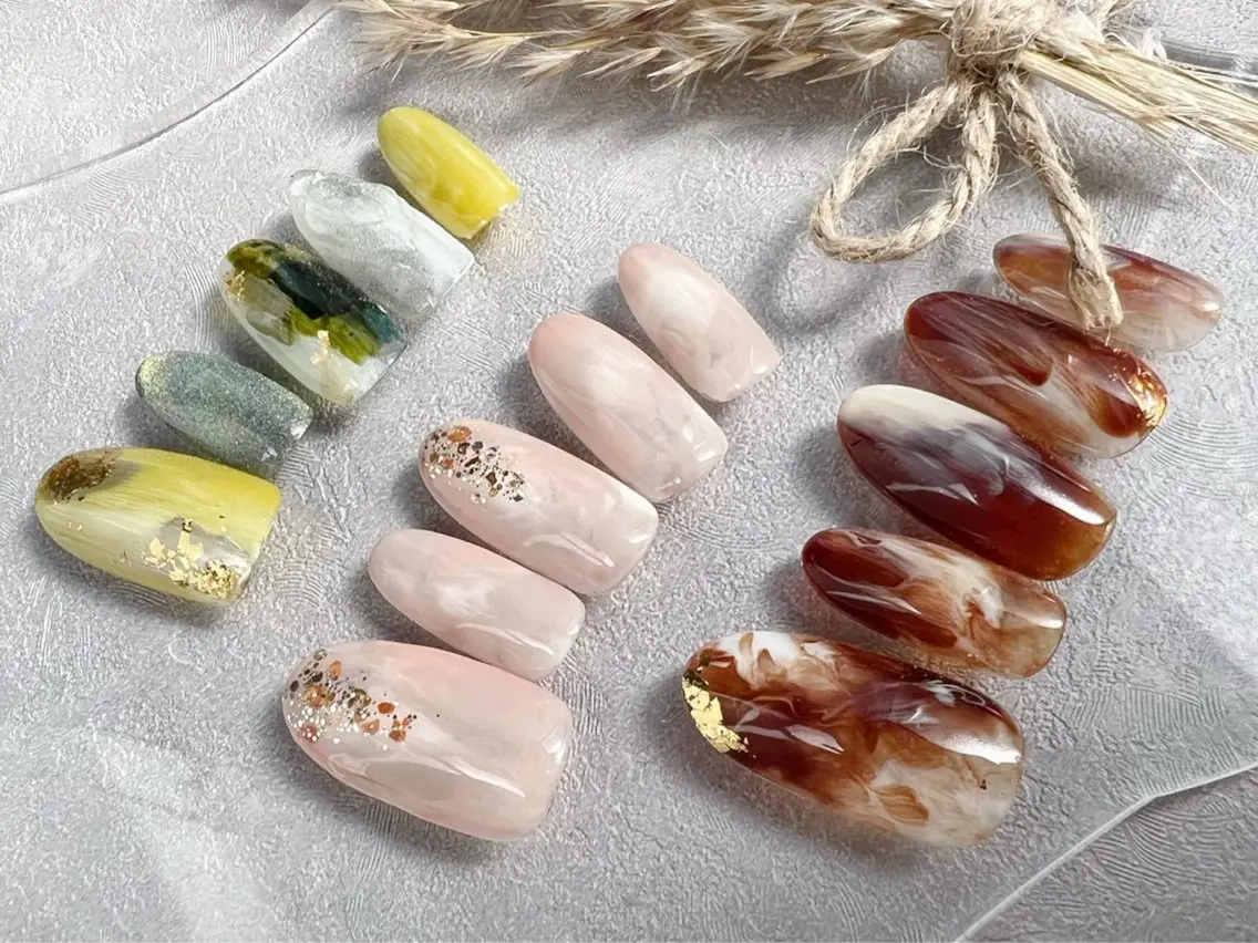 ネイル elu :nail&eyeのネイルデザイン