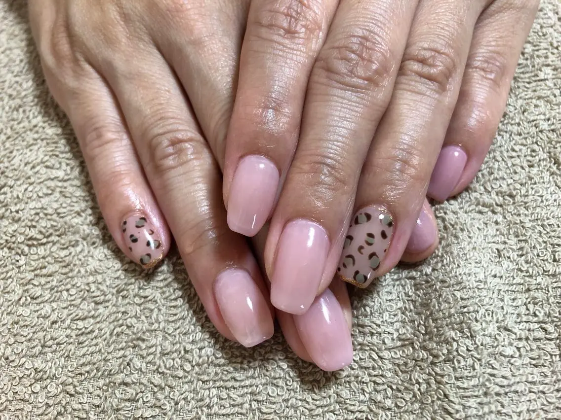 ネイル アニマル柄 東大阪/ ROBED nail salonのネイルデザイン