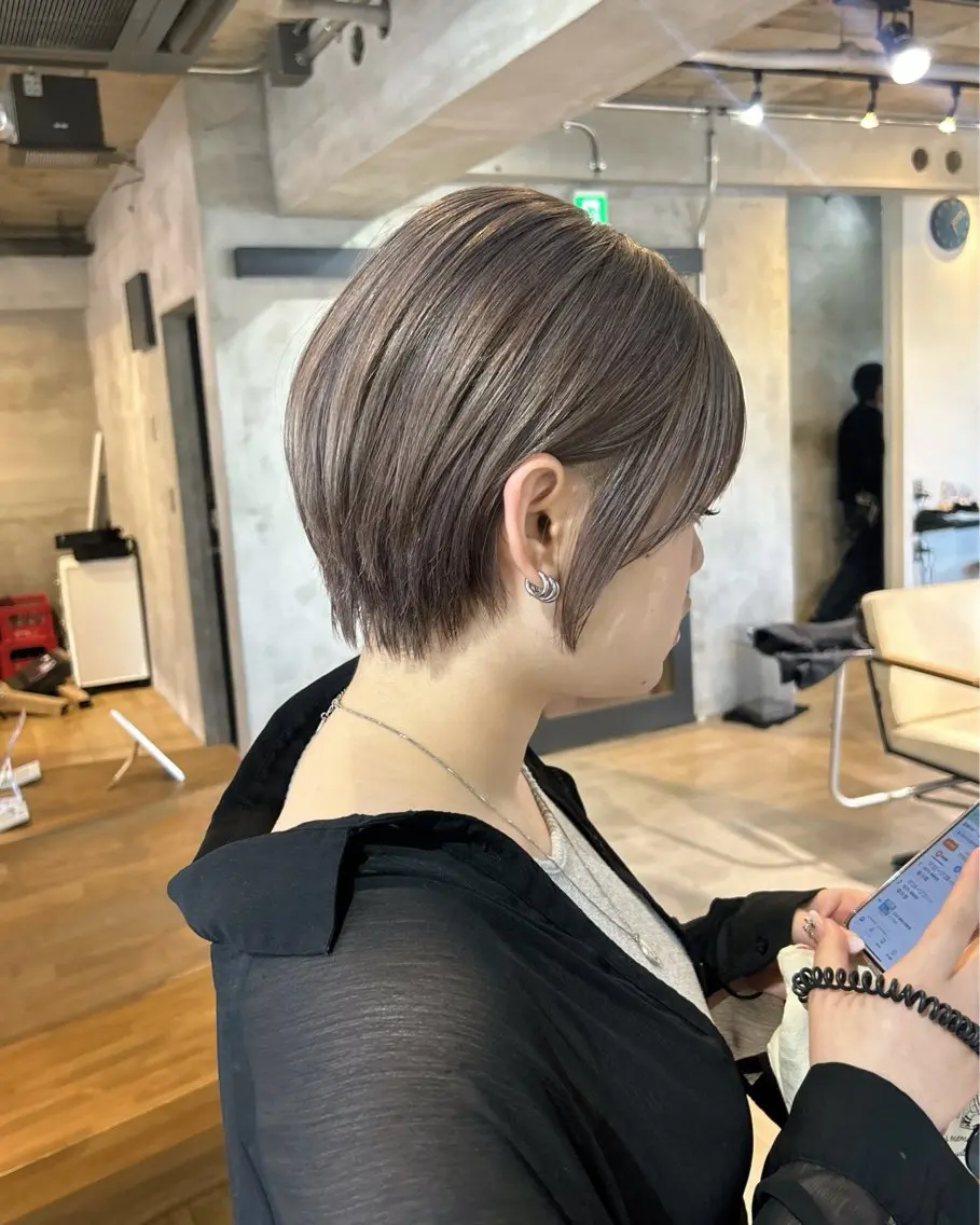 ショート ショートヘア カット ヘアカラー レイヤー特化🪽 yuka【高円寺】のヘアスタイル