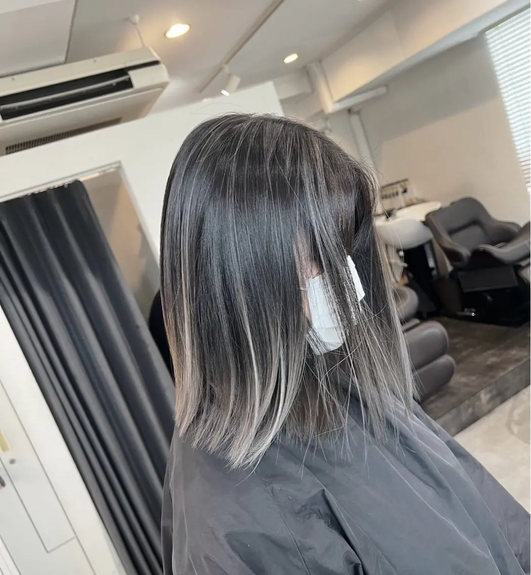 ショート カラー バレイヤージュ グレージュ レイヤーカット 指名数No.1 /NAOYAのヘアスタイル