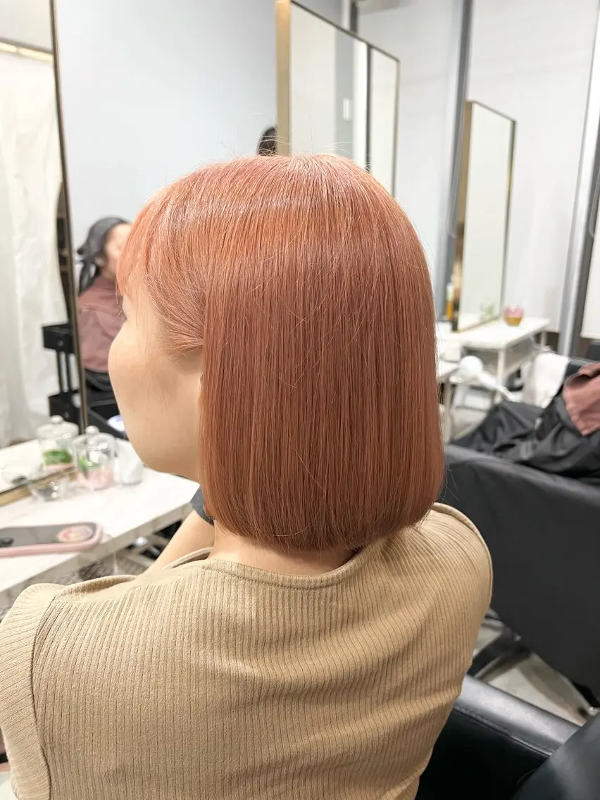 ショート カラー カット ヘアカラー トリートメント ヘアセット 🫧艶ダブルカラー ブリーチ🫧トモヤのヘアスタイル