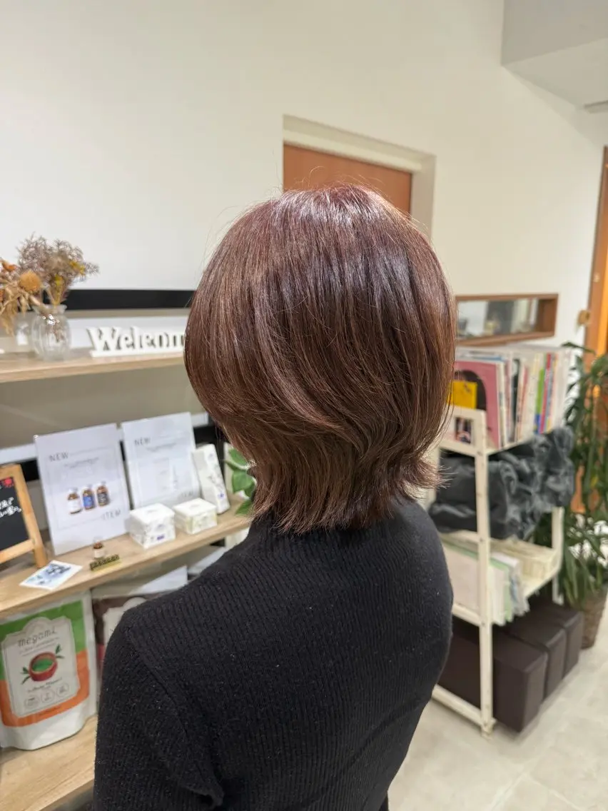 ミディアム カラー 島 歩那のヘアスタイル