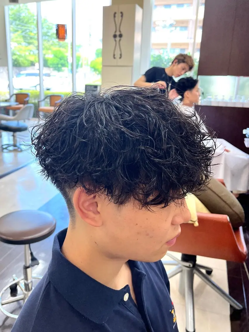 ショート パーマ メンズ マッシュ メンズパーマ 刈り上げ 🧊メンズ特化🧊 高木航希のヘアスタイル