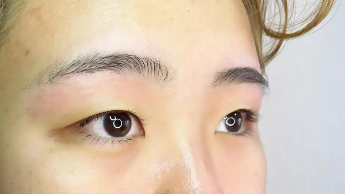 マツエク・マツパ アイブロウ 眉毛ワックス脱毛 salonde CHANELのマツエク・マツパデザイン