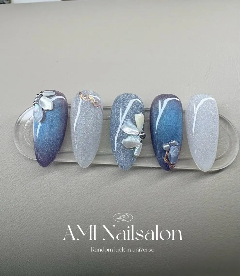 ミディアム ハンドネイル AMI Nailsalonのネイルデザイン
