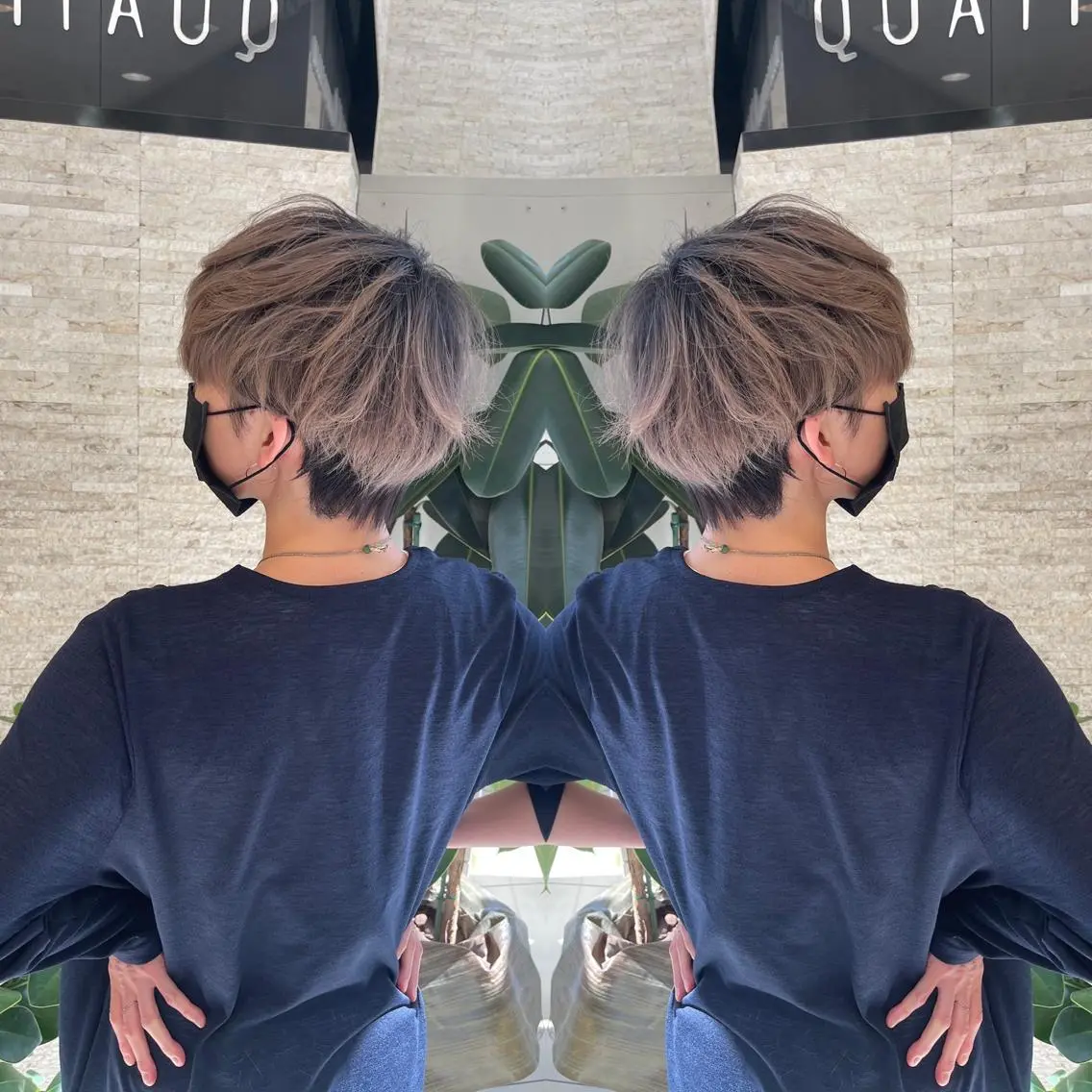 ショート ヘアカラー Y Uのヘアスタイル