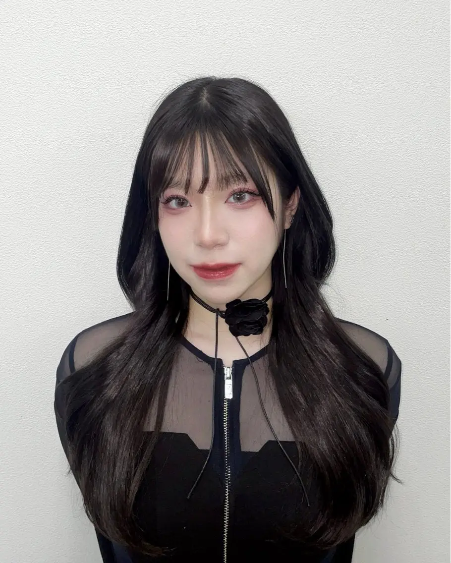 ロング カラー カット ヘアカラー トリートメント ヘッドスパ 艶モテ•韓国スタイル 🤍りんのヘアスタイル