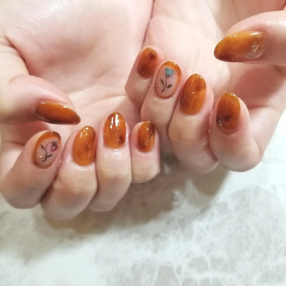 ネイル べっ甲ネイル ハンドネイル nijiiro🌈 サトウのネイルデザイン