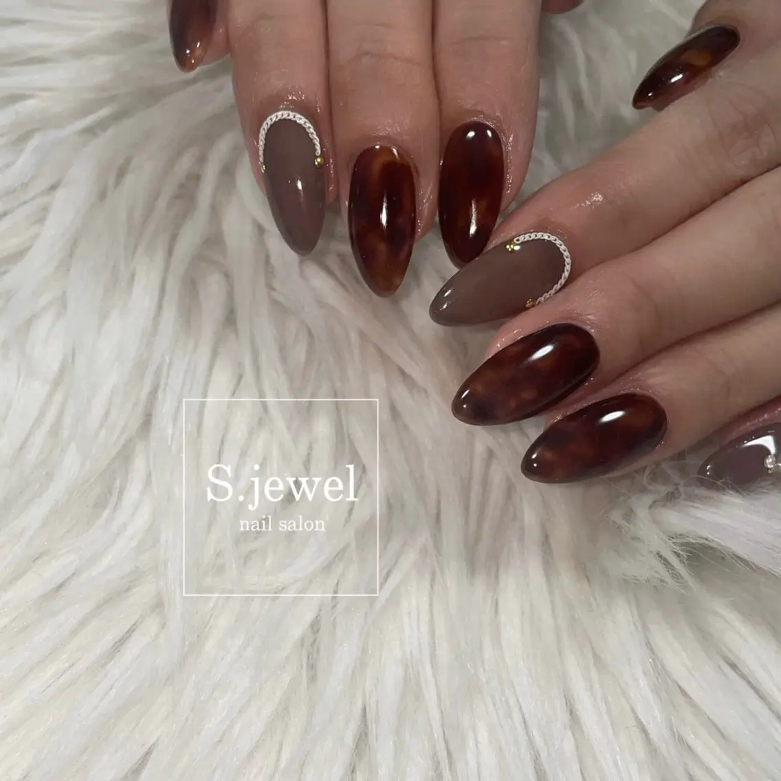 ネイル S. JEWELのネイルデザイン