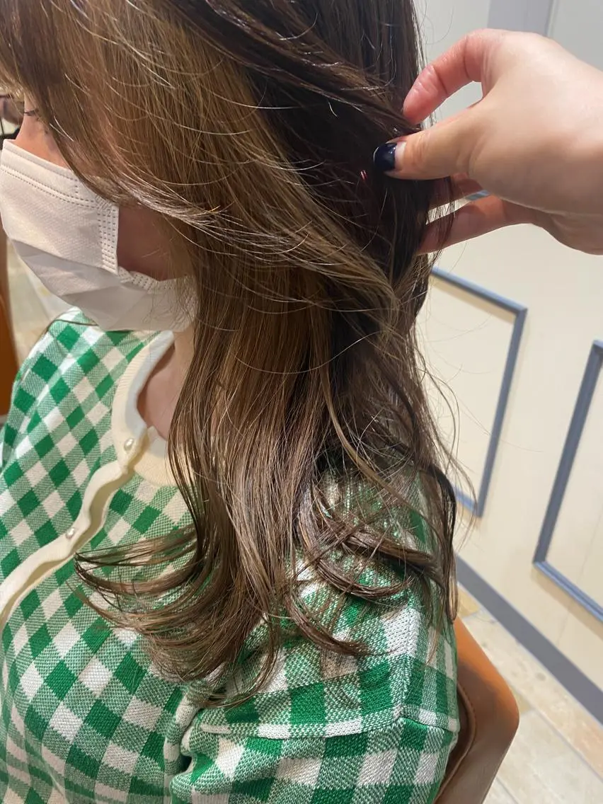 ⭐️インナー・イヤリングカラー(ブリーチ無し)+全体カラーの写真