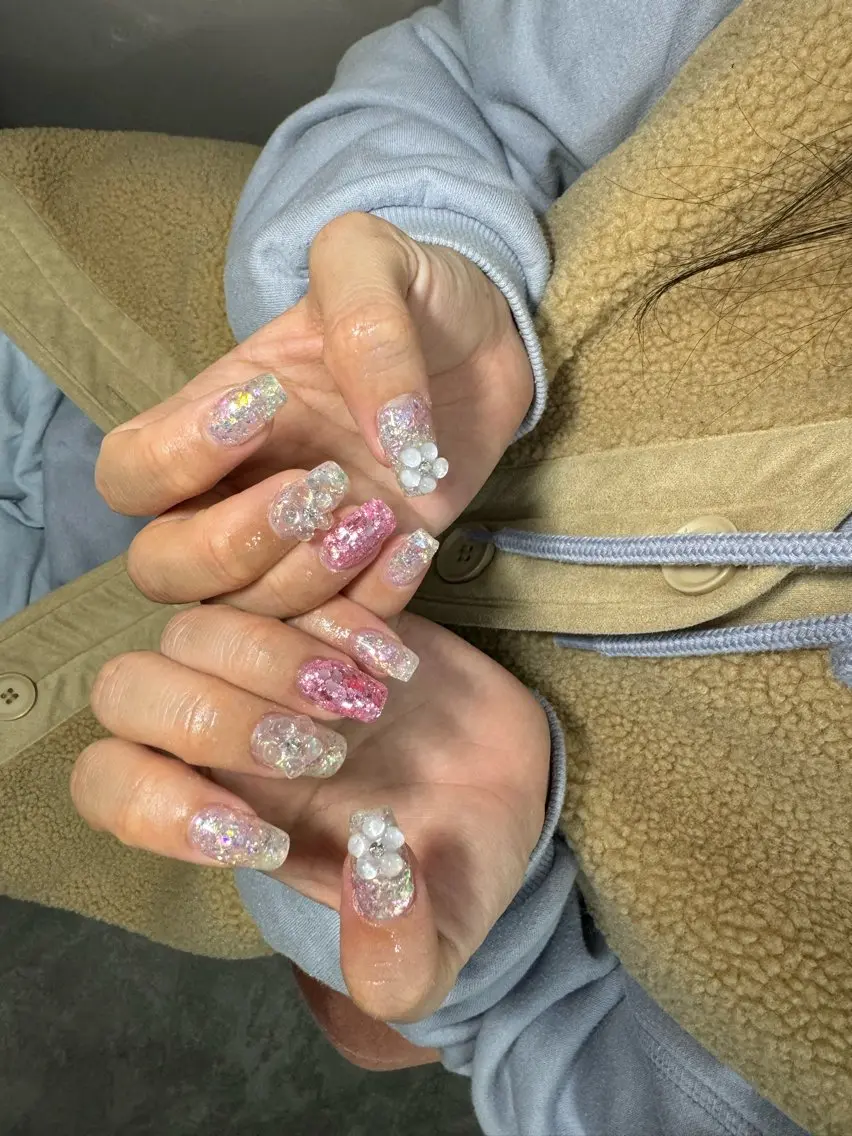 ネイル LAVISH 大和店 🤱子連れ大歓迎のネイルデザイン