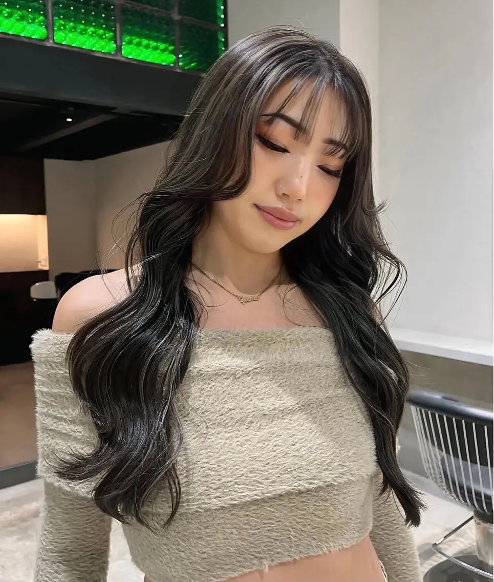 ロング カット トリートメント エクステ DEAN ISLA 海外風ヘアサロンのヘアスタイル
