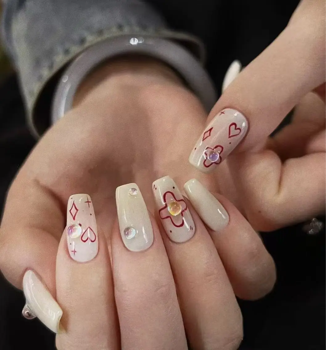ネイル フラワーネイル フレンチネイル ジェルネイル ガラスフレンチ ハート ハンドネイル BabyYouMi nailのネイルデザイン