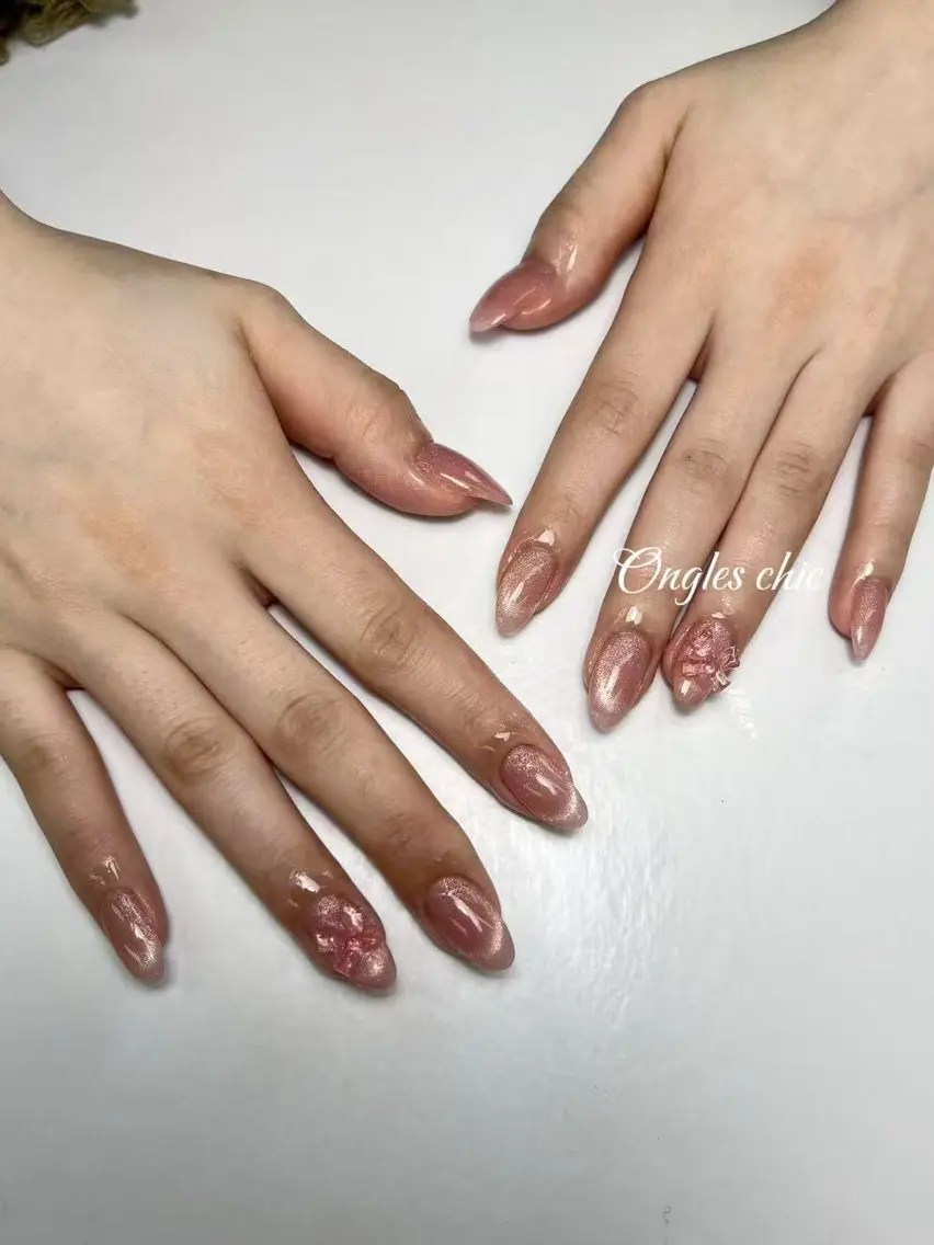 ネイル ハンドネイル ongles chicのネイルデザイン