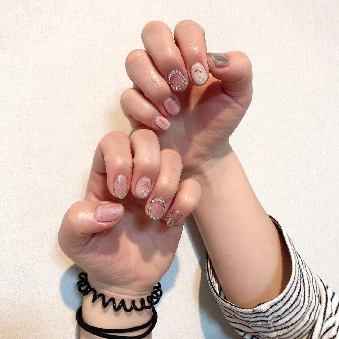 ネイル アートネイル オーロラネイル ミラーネイル シンプルネイル milly nail （予約担当)のネイルデザイン