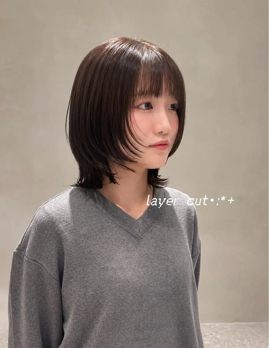 ショート カット ヘアカラー トリートメント 神戸レイヤーカット 顔周り／骨格診断のヘアスタイル