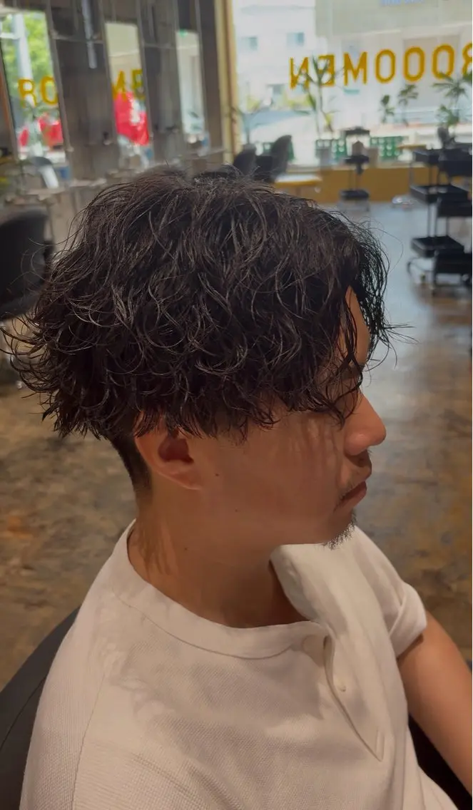 パーマ メンズ メンズパーマ 波巻きパーマ 林 侑弥のヘアスタイル