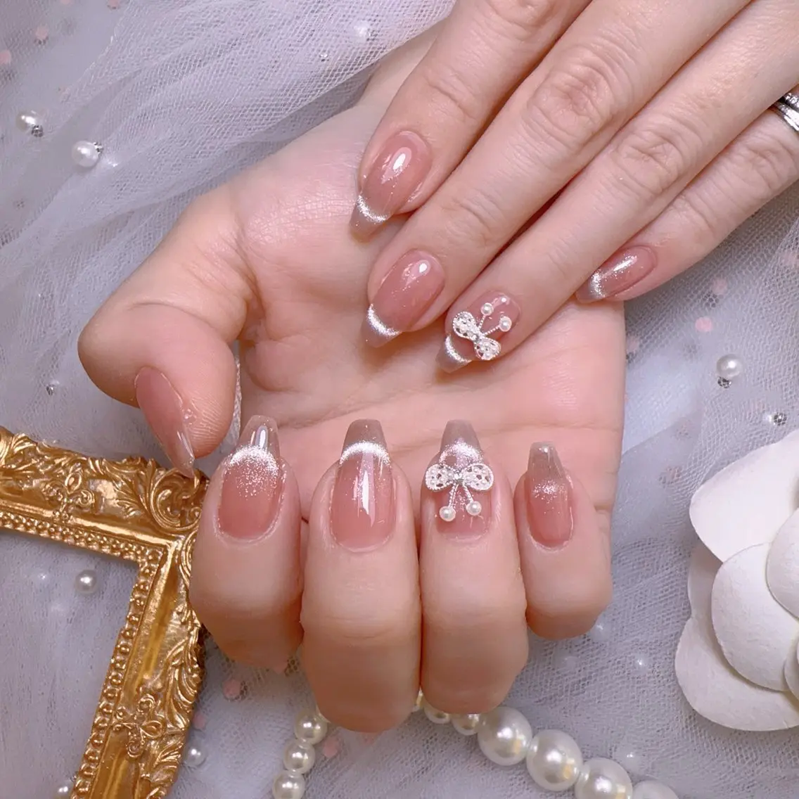 ネイル オーロラネイル フットネイル 韓国ネイル ラメ(グリッター) ラメグラデーション ハンドネイル Belle nail salon 新小岩のネイルデザイン