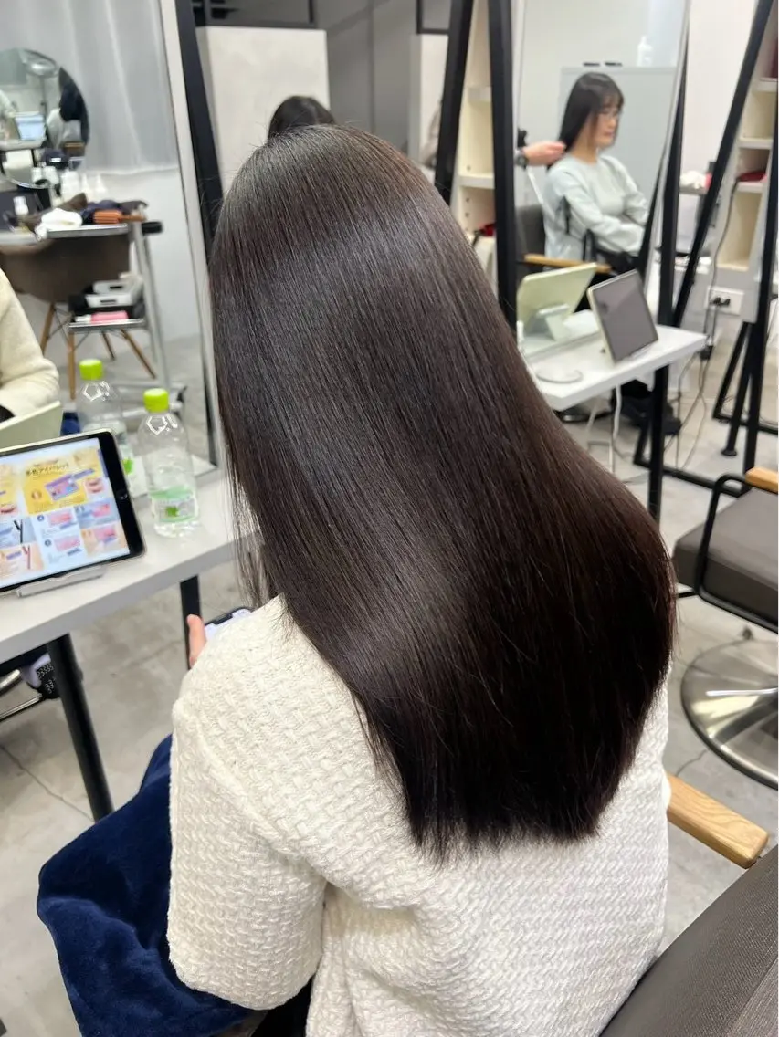 ロング パーマ 髪質改善 レイヤーカット 縮毛矯正 トリートメント 酸性ストレート 縮毛矯正 🍒モテ暖色カラー × うる艶✧ ゆなのヘアスタイル
