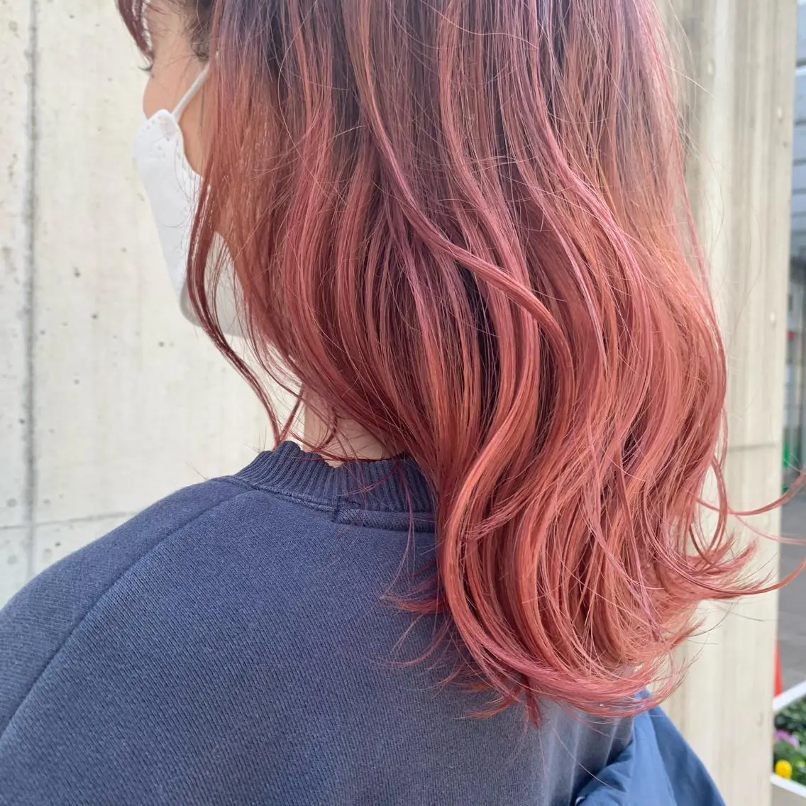 ロング カラー グラデーションカラー ピンクカラー ☀️海外レイヤー 🇺🇸/ヒナコのヘアスタイル