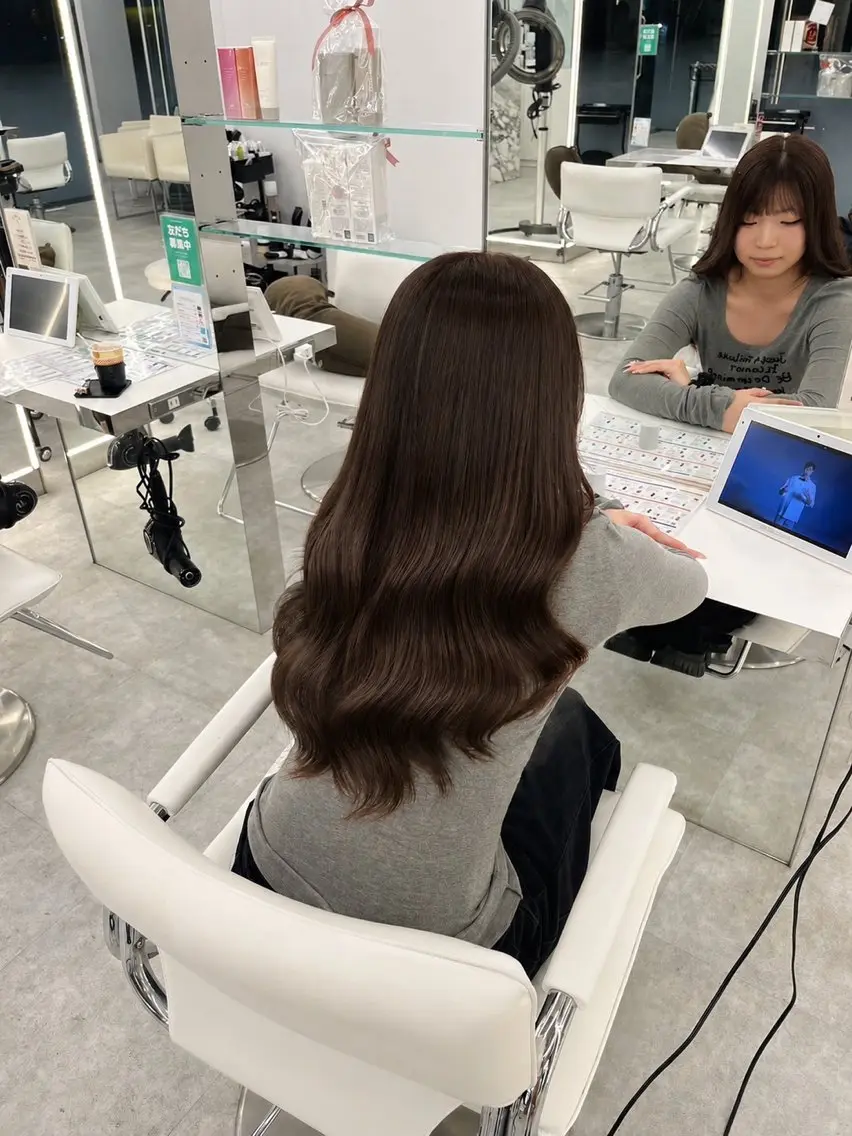 ロング エクステ 青木 瑠香のヘアスタイル