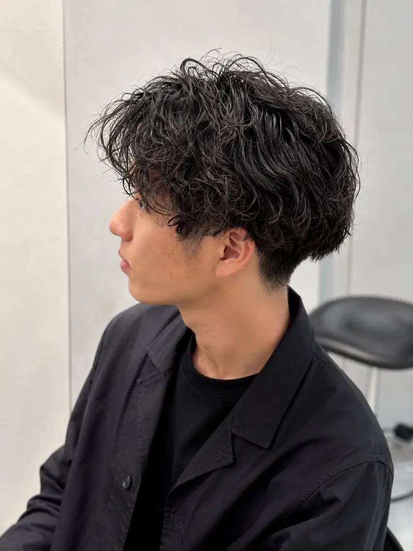 パーマ メンズ よしえ /心斎橋パーマモデルのヘアスタイル