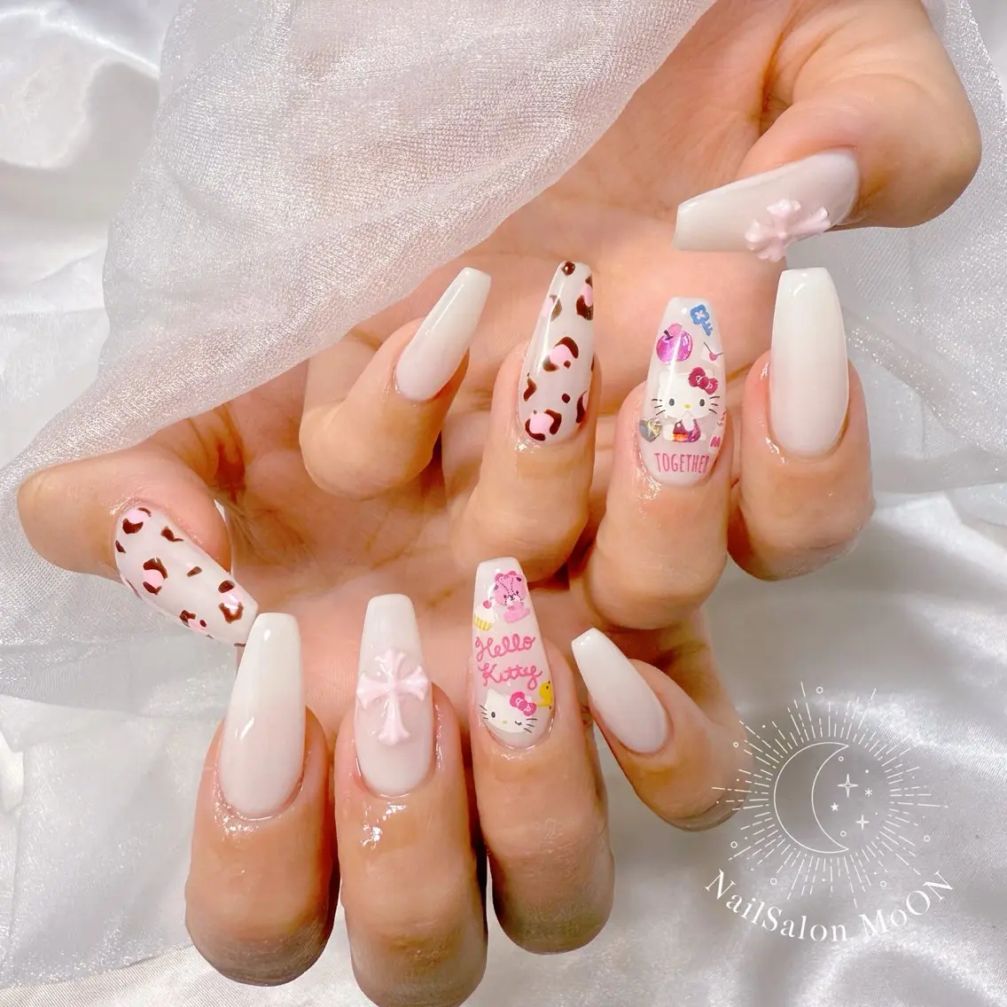 ネイル 持ち込み MoON...❤︎ MeGuのネイルデザイン