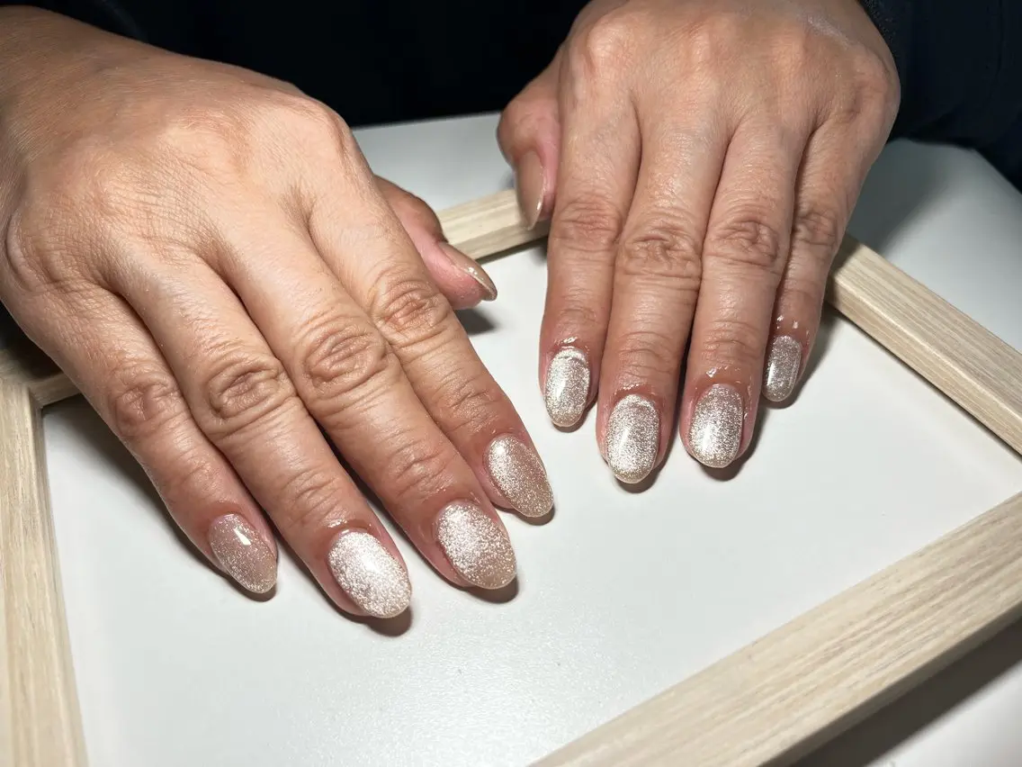 ネイル キラキラネイル マグネットネイル ワンカラーネイル Nail salon Caco.のネイルデザイン
