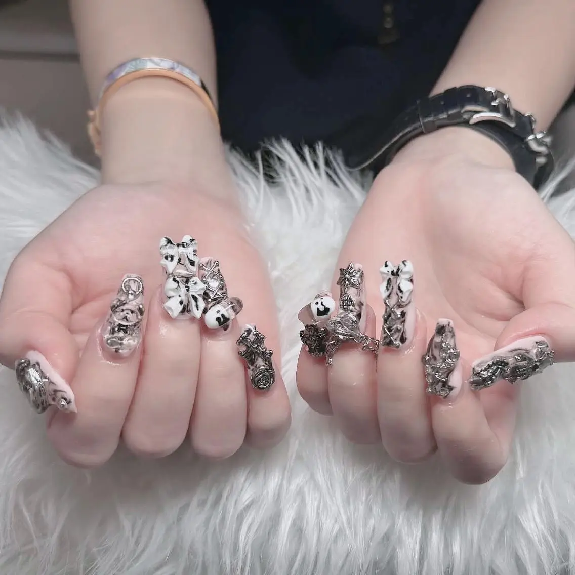 ネイル フレンチネイル ジェルネイル ハロウィン 韓国ネイル マグネットネイル ハンドネイル H.baby Nail Salonのネイルデザイン