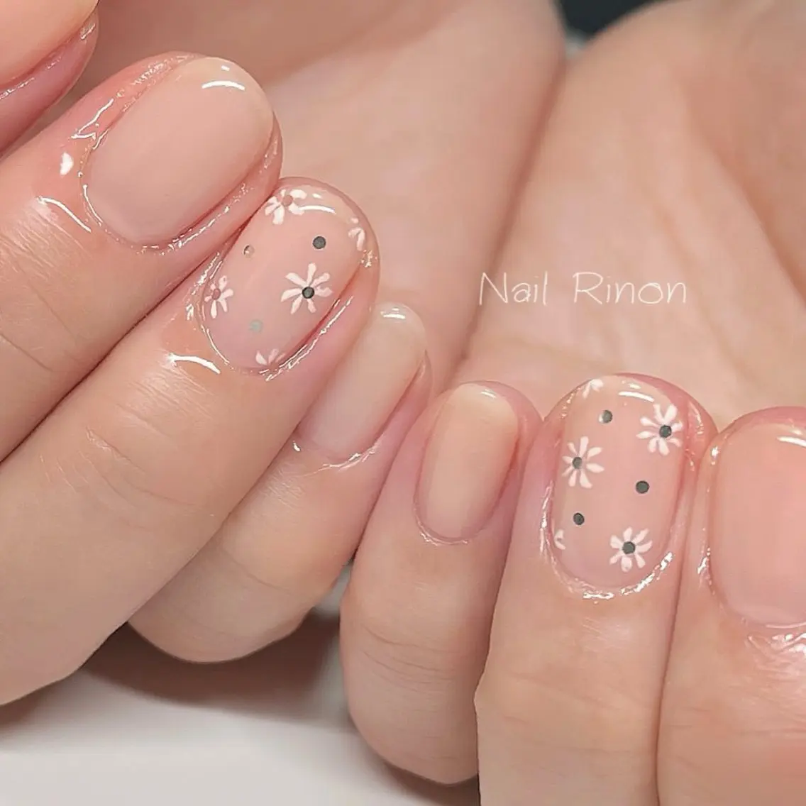 ネイル シンプルネイル ハンドネイル Nail Rinonのネイルデザイン