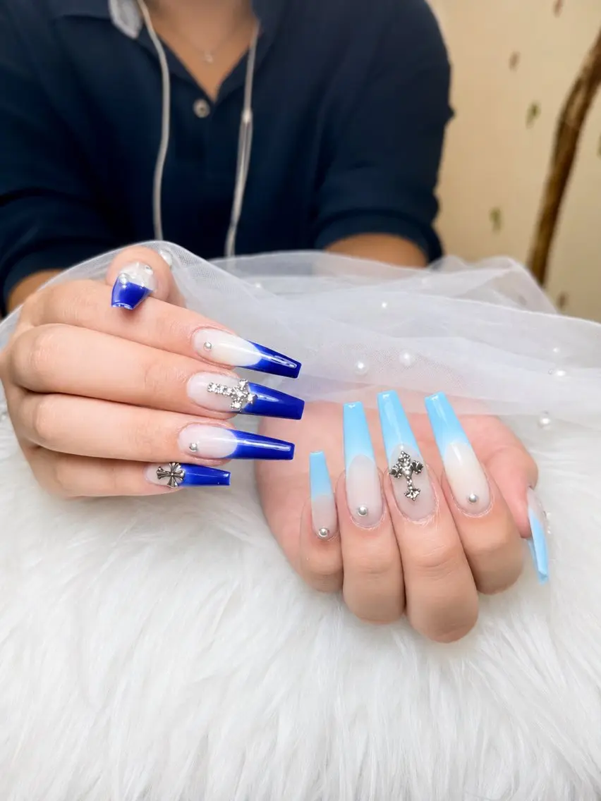 ネイル チークネイル フットネイル 韓国ネイル マグネットネイル 持ち込み ハンドネイル ハンドケア AN NAIL _HOAのネイルデザイン
