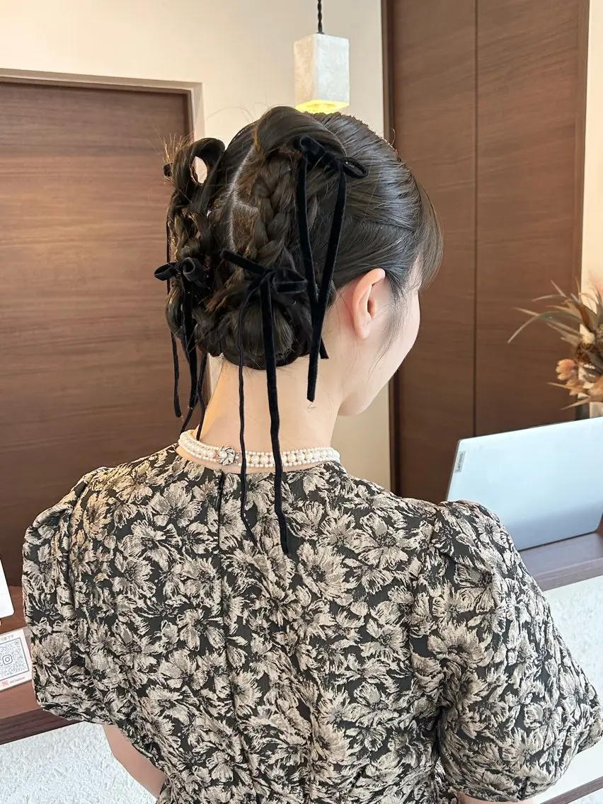 セミロング ヘアアレンジ ヘアセット Hanon 掛水　美桜のヘアスタイル