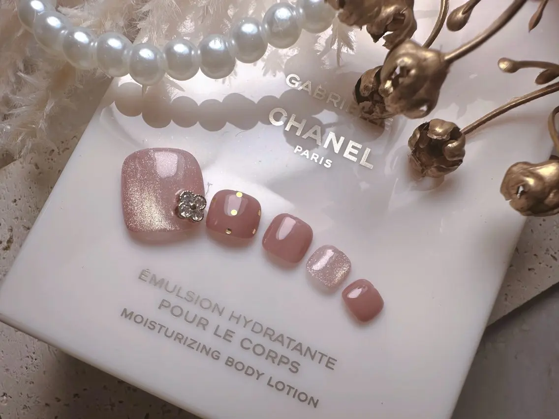 ネイル 時吉✨LUNE nail salonのネイルデザイン
