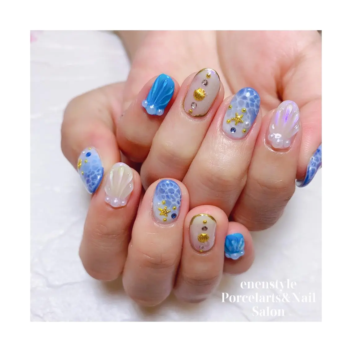 ミディアム ネイル ハンドネイル 🐾enen style 🐾のネイルデザイン