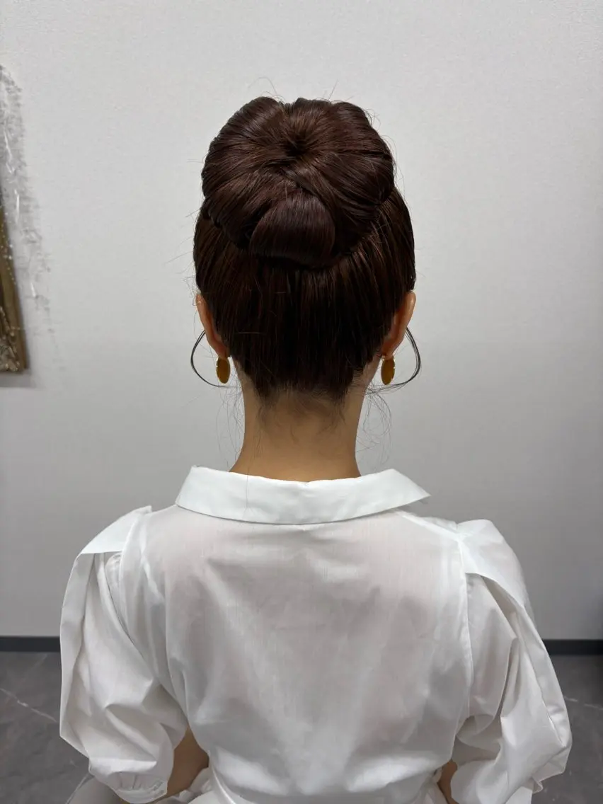 ヘアアレンジ お団子ヘア ヘアサロン ミカヅキのヘアスタイル