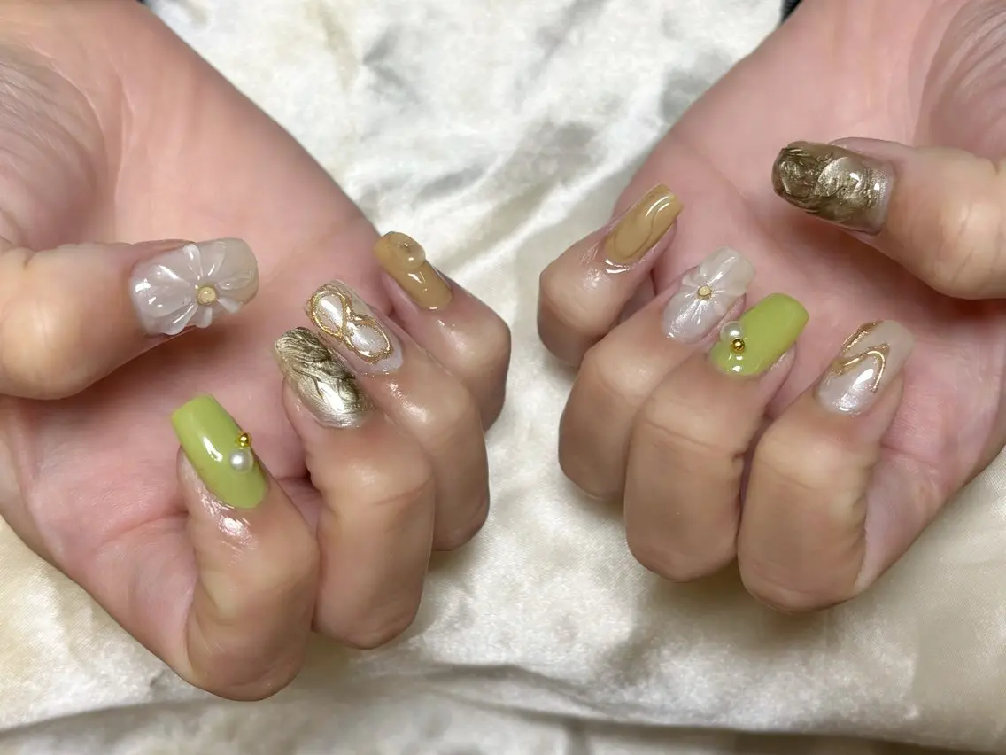ネイル ハンドネイル ハンドケア ゆう .のネイルデザイン