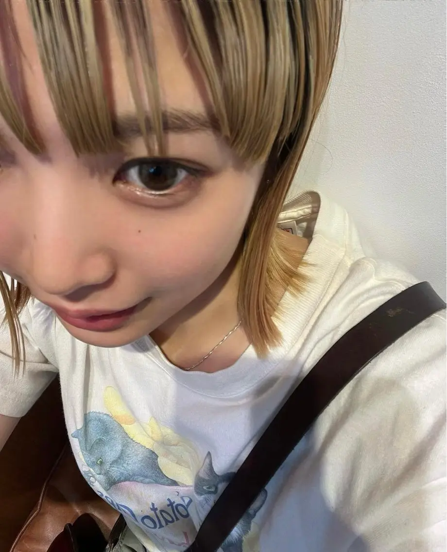 カラー ハイトーンカラー aiko【艶カラー ・ミニモ年内で終了】のヘアスタイル
